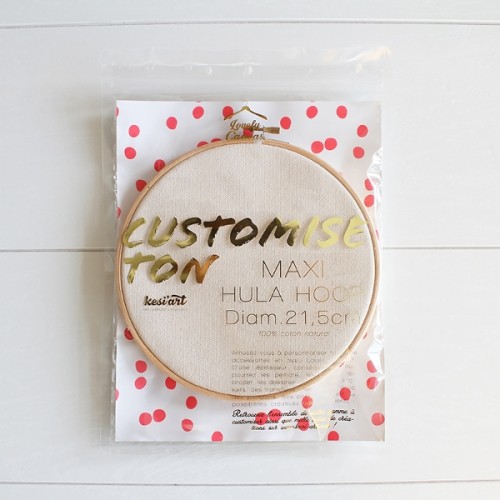 embroidery hoop with fabric