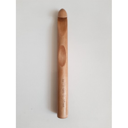 crochet hook wooden xxl 15-25 mm