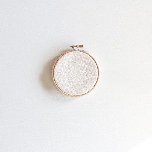 embroidery hoop with fabric